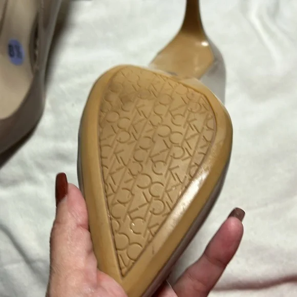 Calvin Klein Patent Taupe Heels NWOT 8.5 - Picture 4 of 9